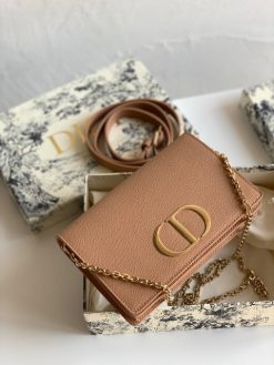 DIOR ’30 Montaigne 2-in-1′ PouchJOJOKKREPLICAS | High Quality Replica Watches & Bags