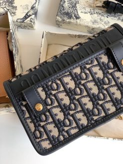 DIOR ’30 Montaigne 2-in-1′ PouchJOJOKKREPLICAS | High Quality Replica Watches & Bags