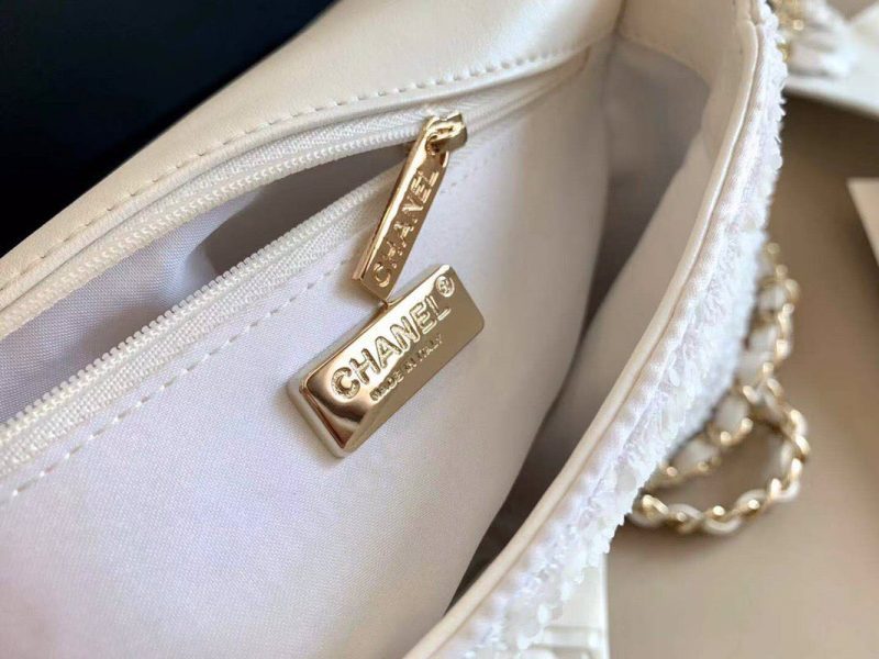 CHANEL ‘Snow White’ Sequins Flap BagJOJOKKREPLICAS | High Quality Replica Watches & Bags