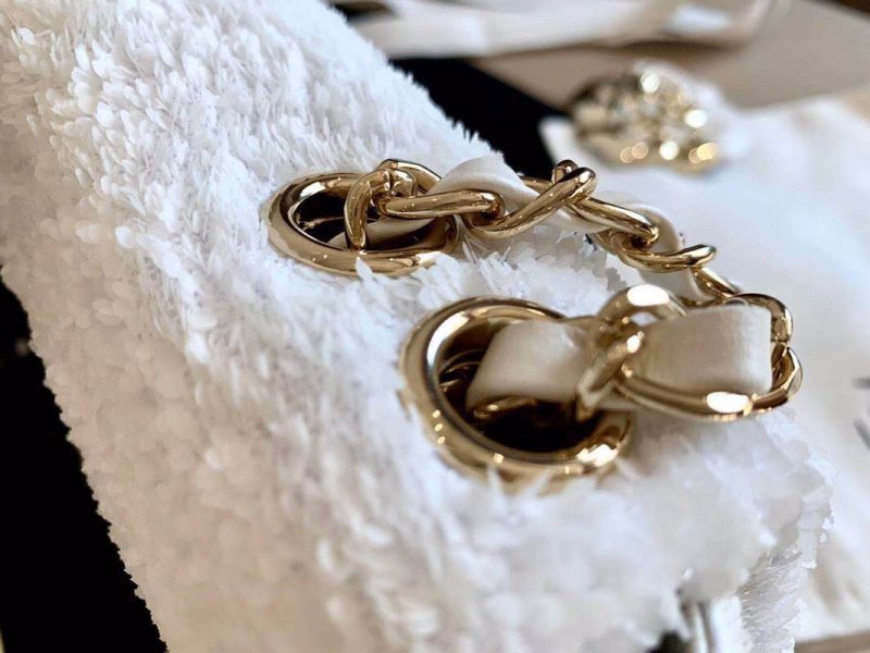 CHANEL ‘Snow White’ Sequins Flap BagJOJOKKREPLICAS | High Quality Replica Watches & Bags