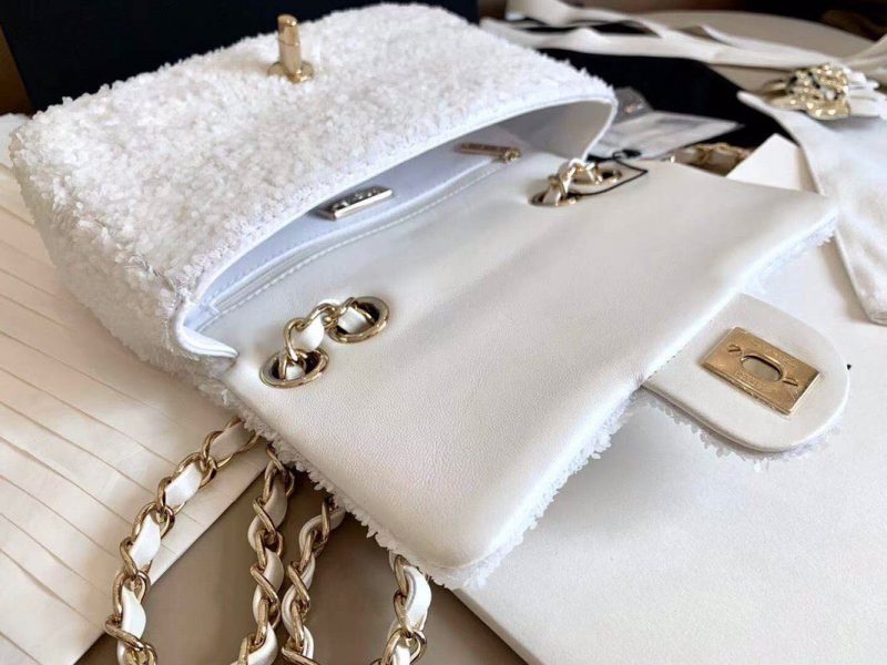 CHANEL ‘Snow White’ Sequins Flap BagJOJOKKREPLICAS | High Quality Replica Watches & Bags