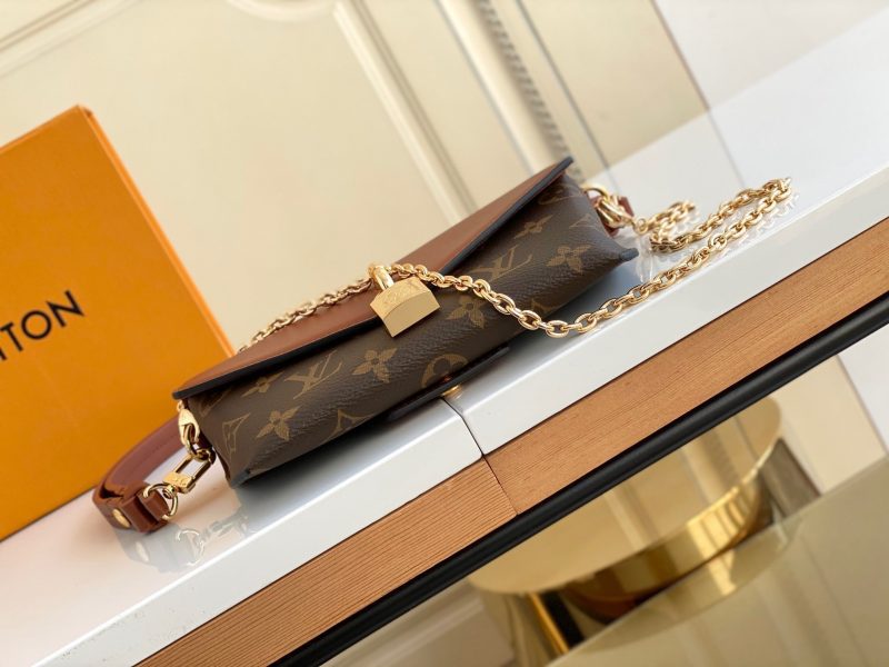 Louis Vuitton PADLOCK ON STRAP CARAMEL MONOGRAMJOJOKKREPLICAS | High Quality Replica Watches & Bags