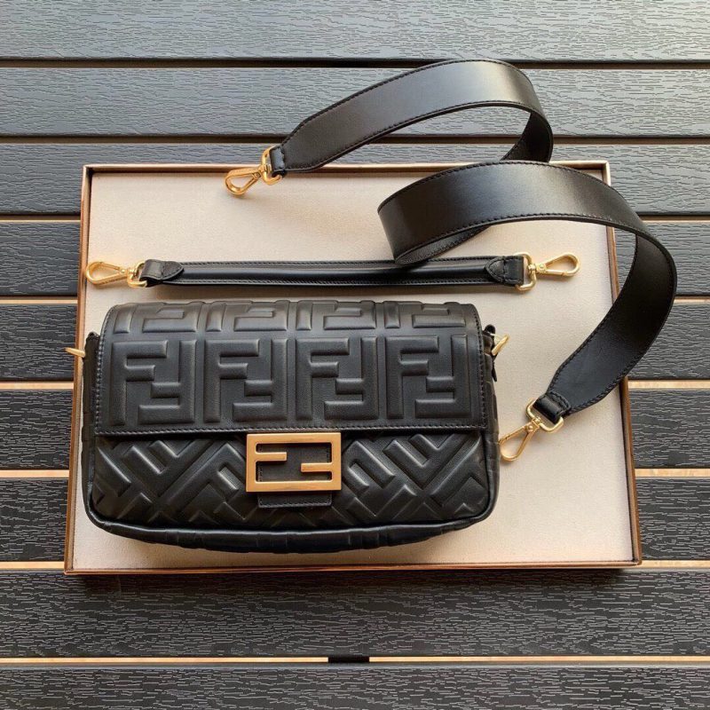 FENDI ‘Baguette’ Shoulder BagJOJOKKREPLICAS | High Quality Replica Watches & Bags