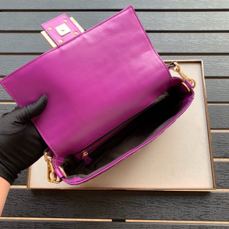 FENDI ‘Baguette’ Shoulder BagJOJOKKREPLICAS | High Quality Replica Watches & Bags