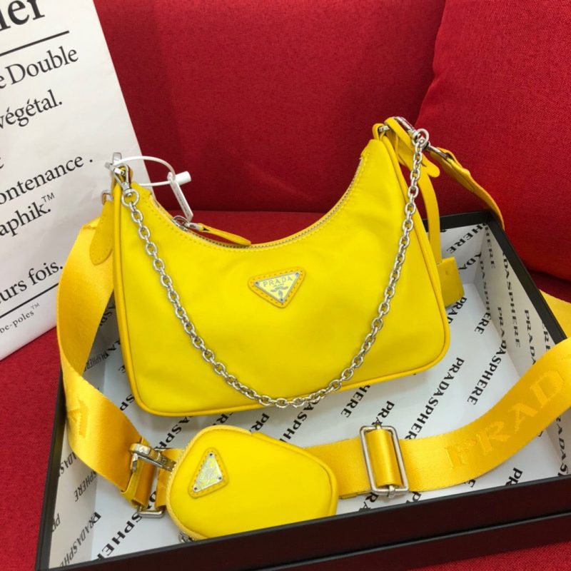 PRADA Re-Edition 2005 Nylon CrossbodyJOJOKKREPLICAS | High Quality Replica Watches & Bags