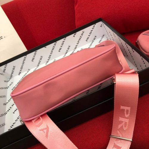 PRADA Re-Edition 2005 Nylon CrossbodyJOJOKKREPLICAS | High Quality Replica Watches & Bags