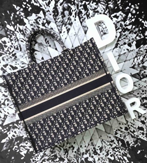 DIOR ‘Book Tote’ DIOR Oblique Canvas BagJOJOKKREPLICAS | High Quality Replica Watches & Bags
