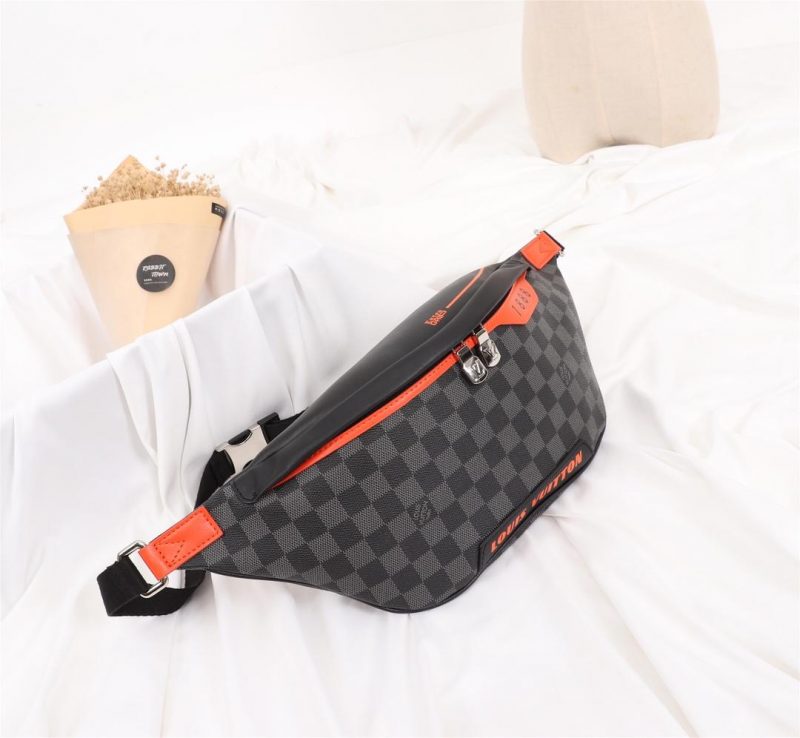 Louis Vuitton DAMIER COBALT RACE DISCOVERY BUMBAGJOJOKKREPLICAS | High Quality Replica Watches & Bags