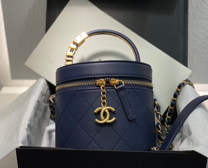 CHANEL Vintage Vanity CaseJOJOKKREPLICAS | High Quality Replica Watches & Bags
