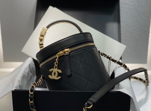 CHANEL Vintage Vanity CaseJOJOKKREPLICAS | High Quality Replica Watches & Bags