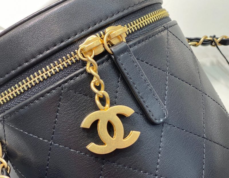 CHANEL Vintage Vanity CaseJOJOKKREPLICAS | High Quality Replica Watches & Bags