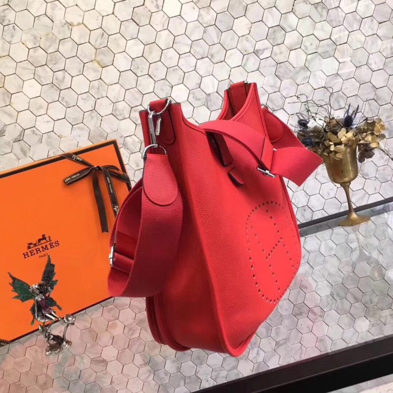 HERMÈS ‘Évelyne’ III 29 Shoulder BagJOJOKKREPLICAS | High Quality Replica Watches & Bags