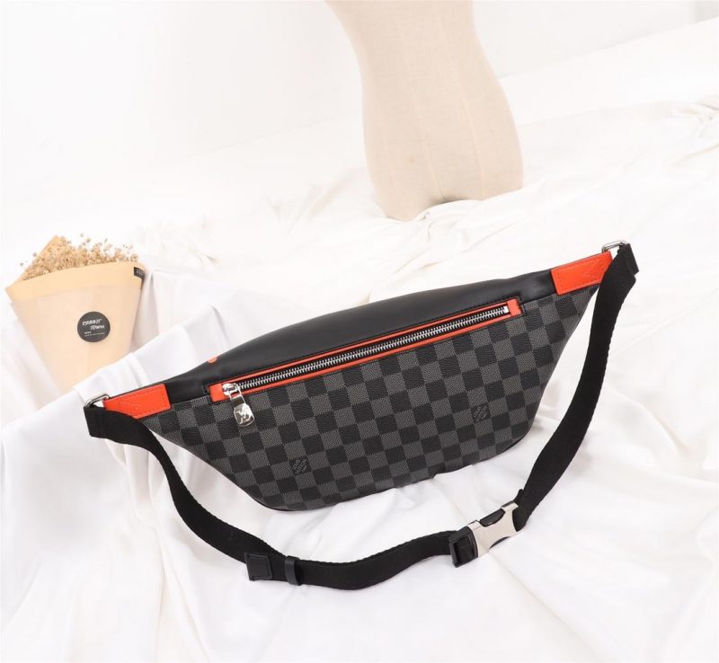 Louis Vuitton DAMIER COBALT RACE DISCOVERY BUMBAGJOJOKKREPLICAS | High Quality Replica Watches & Bags
