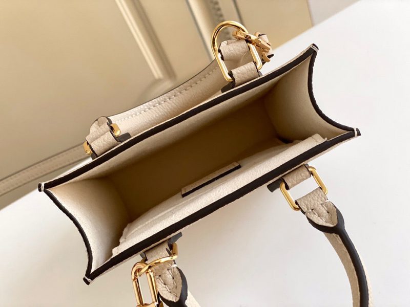 Louis Vuitton PETIT SAC PLATJOJOKKREPLICAS | High Quality Replica Watches & Bags