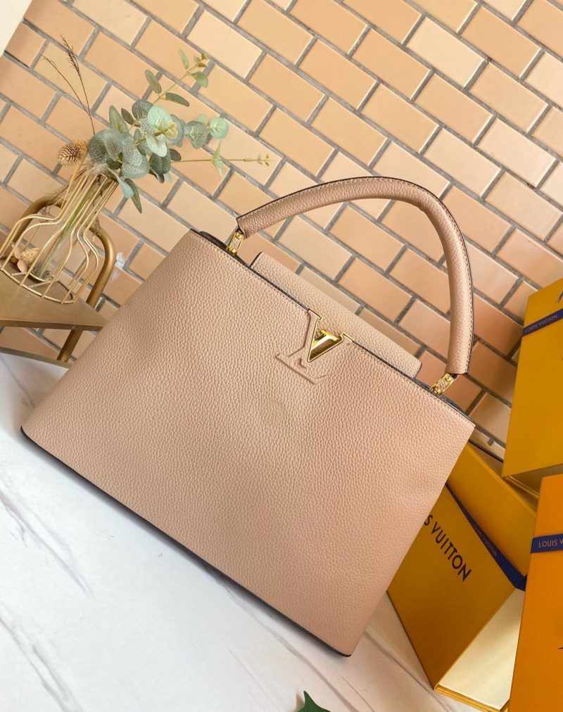 Louis Vuitton CAPUCINES MM PEBBLEJOJOKKREPLICAS | High Quality Replica Watches & Bags