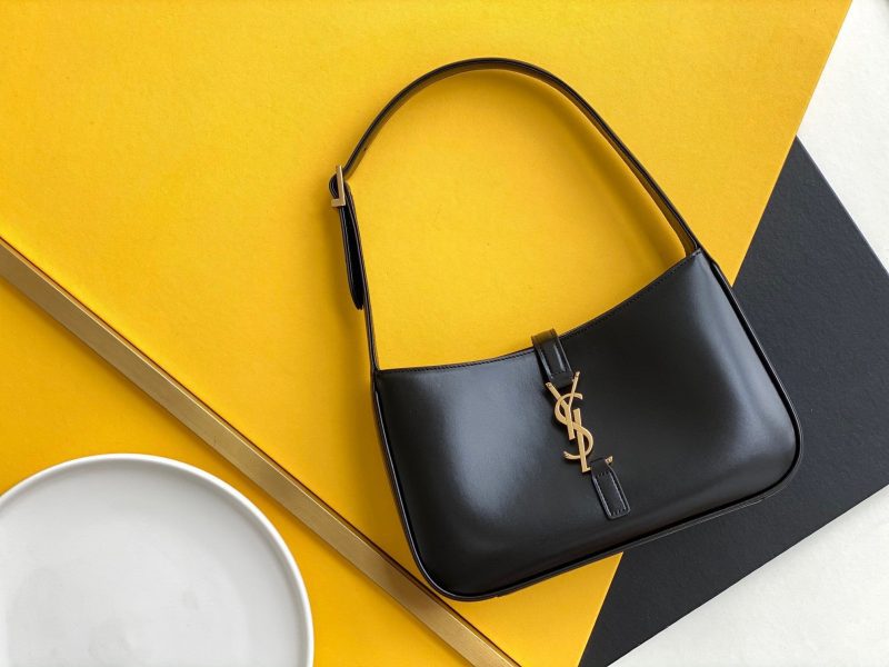 Saint Laurent LE 5 À 7 HOBO BAG IN SMOOTH LEATHERJOJOKKREPLICAS | High Quality Replica Watches & Bags
