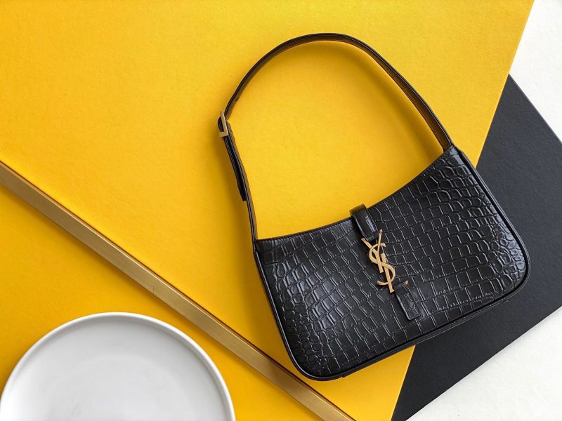 Saint Laurent LE 5 À 7 HOBO BAG IN CROCODILE-EMBOSSED SHINY LEATHERJOJOKKREPLICAS | High Quality Replica Watches & Bags