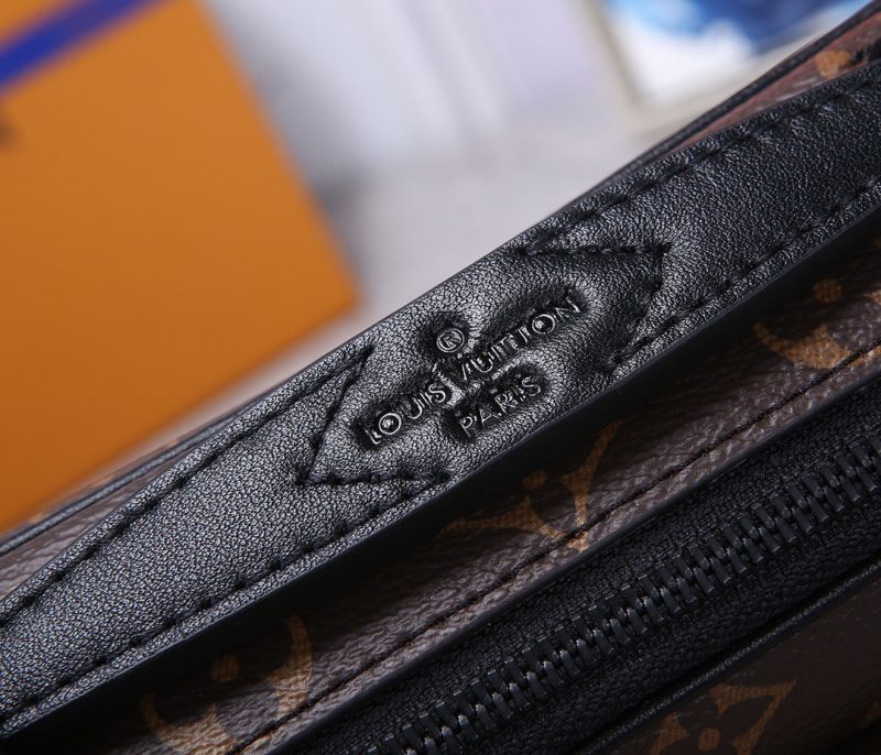 Louis Vuitton S LOCK MESSENGERJOJOKKREPLICAS | High Quality Replica Watches & Bags