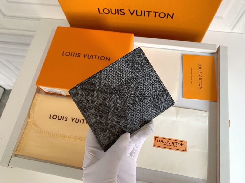 Louis Vuitton MULTIPLE WALLETJOJOKKREPLICAS | High Quality Replica Watches & Bags