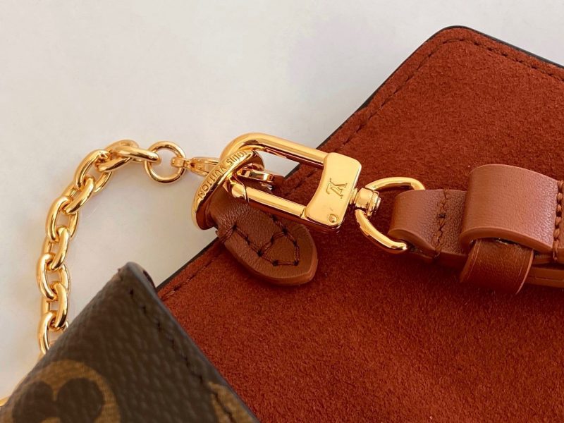 Louis Vuitton PADLOCK ON STRAP CARAMEL MONOGRAMJOJOKKREPLICAS | High Quality Replica Watches & Bags
