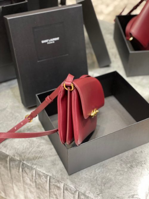 Saint Laurent LE MAILLON SATCHEL IN SMOOTH LEATHER ROUGE EROSJOJOKKREPLICAS | High Quality Replica Watches & Bags