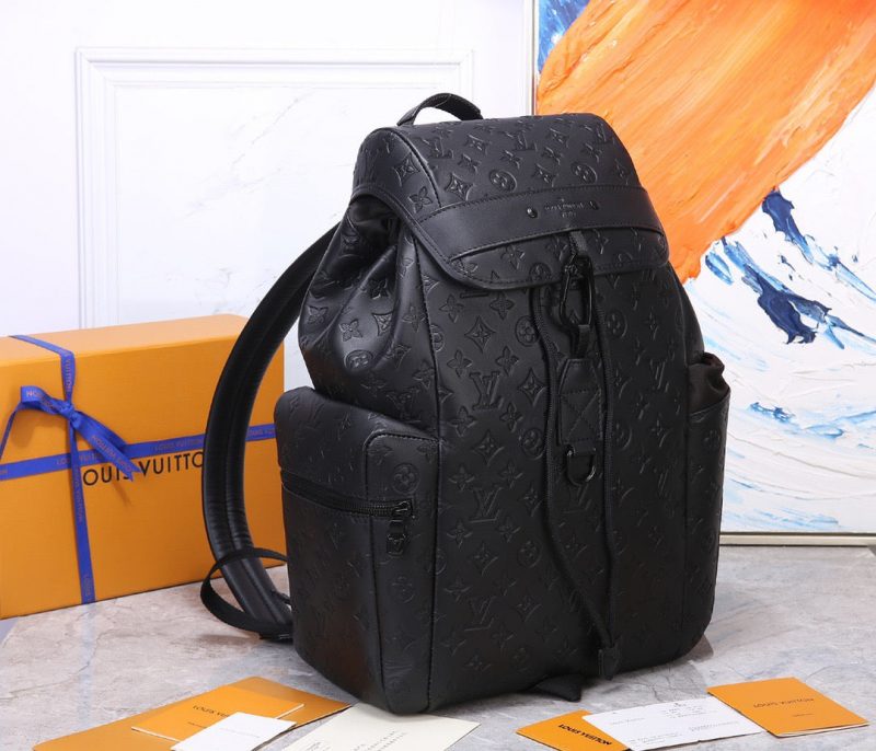 Louis Vuitton DISCOVERY BACKPACKJOJOKKREPLICAS | High Quality Replica Watches & Bags