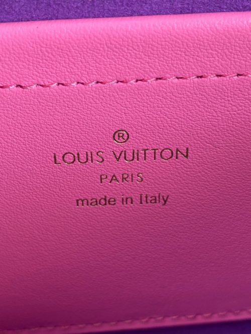Louis Vuitton POCHETTE COUSSINJOJOKKREPLICAS | High Quality Replica Watches & Bags