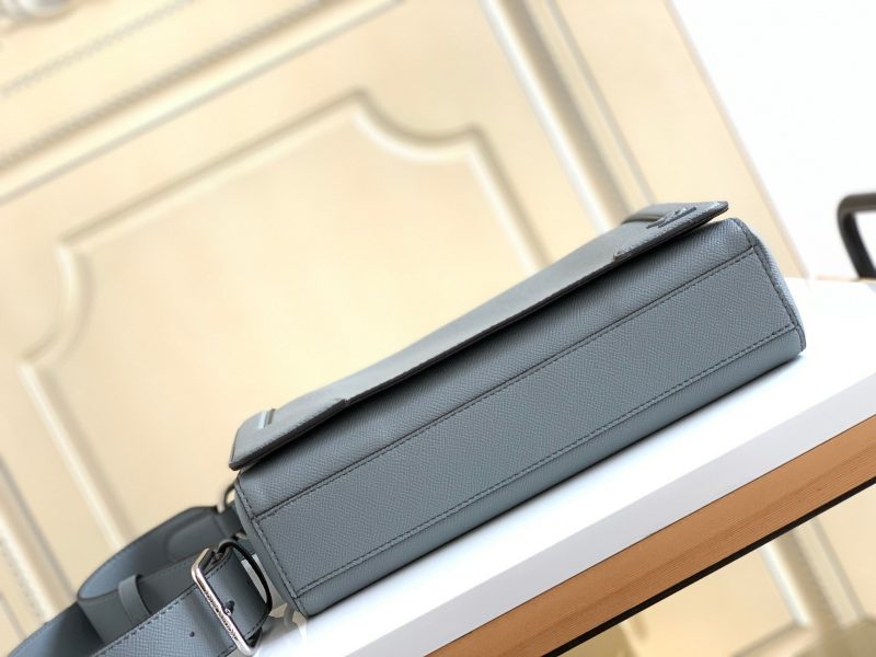 Louis Vuitton NEW FLAP MESSENGER GREYJOJOKKREPLICAS | High Quality Replica Watches & Bags