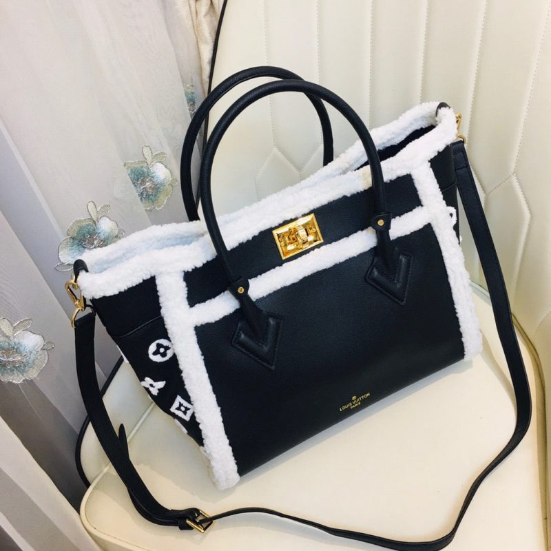 Louis Vuitton ON MY SIDE MM BLACKJOJOKKREPLICAS | High Quality Replica Watches & Bags