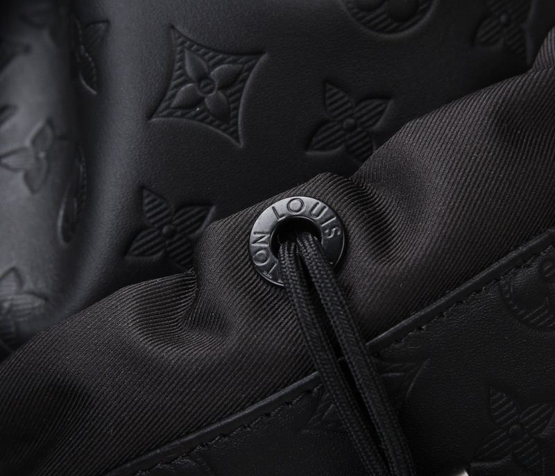 Louis Vuitton DISCOVERY BACKPACKJOJOKKREPLICAS | High Quality Replica Watches & Bags