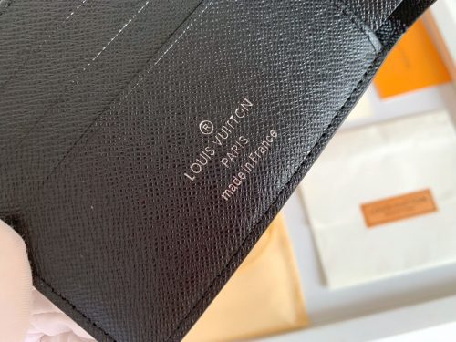 Louis Vuitton MULTIPLE WALLETJOJOKKREPLICAS | High Quality Replica Watches & Bags