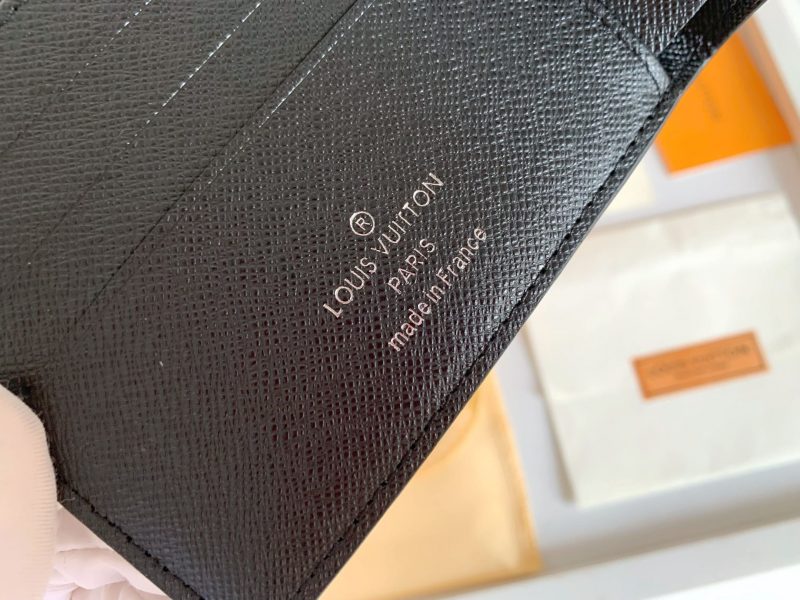 Louis Vuitton MULTIPLE WALLETJOJOKKREPLICAS | High Quality Replica Watches & Bags