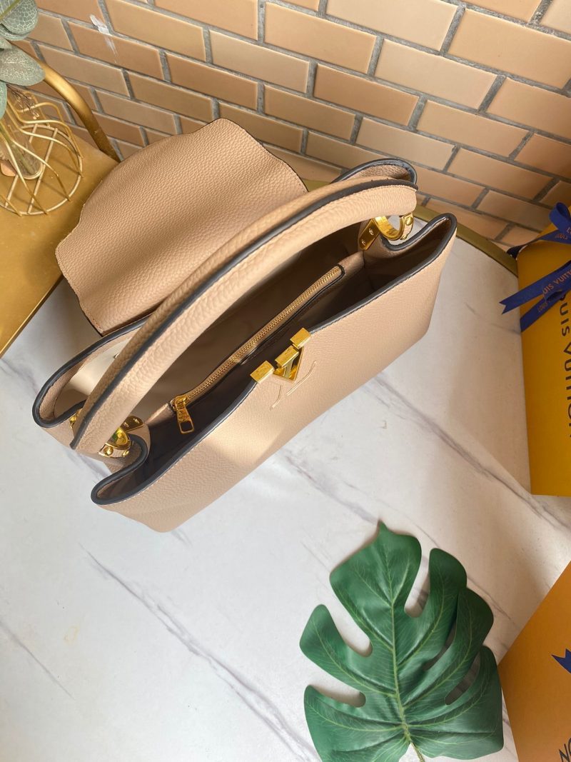 Louis Vuitton CAPUCINES MM PEBBLEJOJOKKREPLICAS | High Quality Replica Watches & Bags
