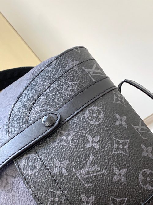 Louis Vuitton CHRISTOPHER PM M45419JOJOKKREPLICAS | High Quality Replica Watches & Bags