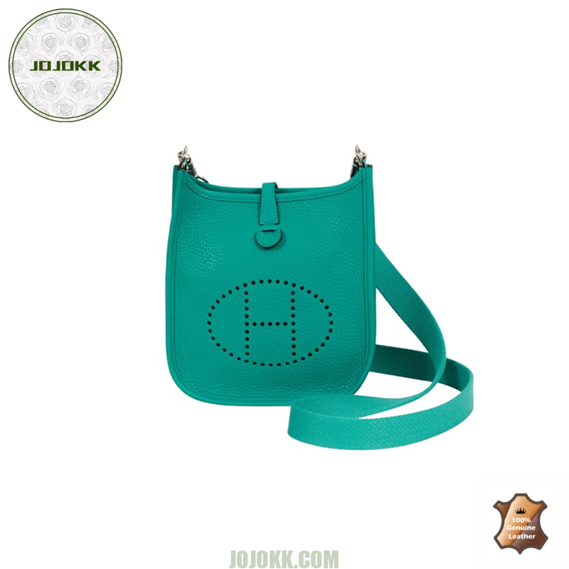 HERMÈS Mini ‘Évelyne’ TPM III 17 Shoulder BagJOJOKKREPLICAS | High Quality Replica Watches & Bags