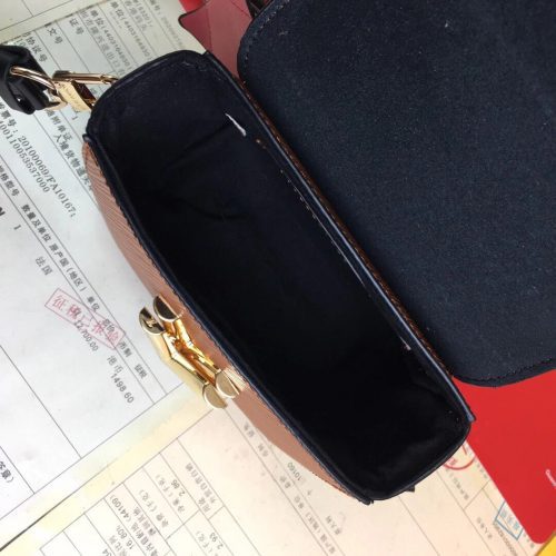 Louis Vuitton CRAFTY TWIST MINI CARAMELJOJOKKREPLICAS | High Quality Replica Watches & Bags