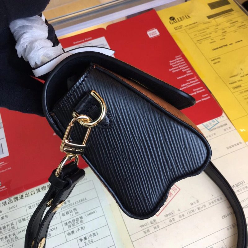 Louis Vuitton CRAFTY TWIST MINI CARAMELJOJOKKREPLICAS | High Quality Replica Watches & Bags