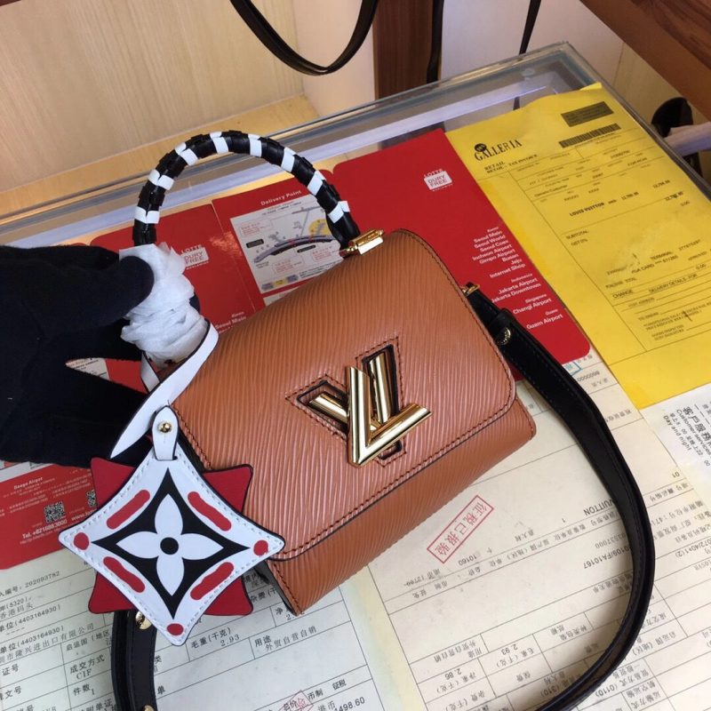 Louis Vuitton CRAFTY TWIST MINI CARAMELJOJOKKREPLICAS | High Quality Replica Watches & Bags