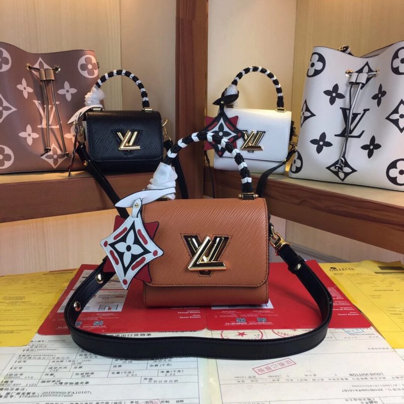 Louis Vuitton CRAFTY TWIST MINI CARAMELJOJOKKREPLICAS | High Quality Replica Watches & Bags
