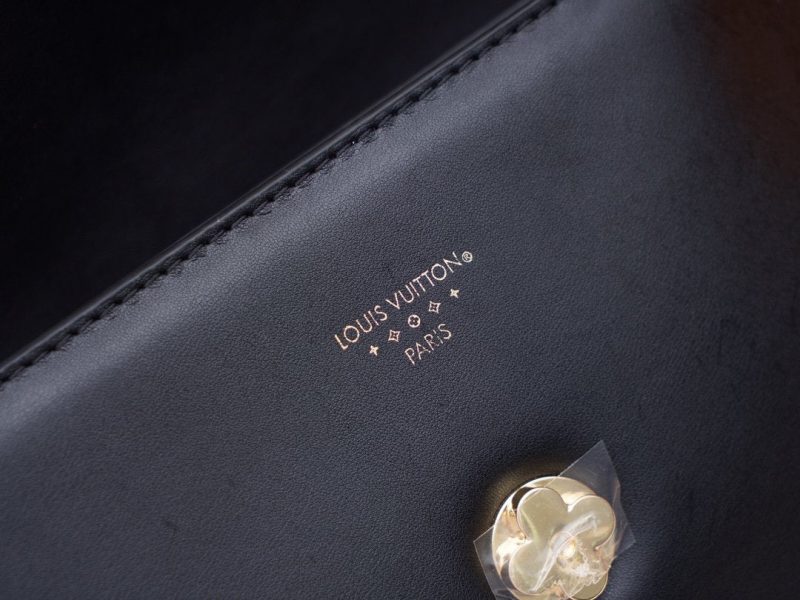 Louis Vuitton LV PONT 9 BLACK M55948JOJOKKREPLICAS | High Quality Replica Watches & Bags