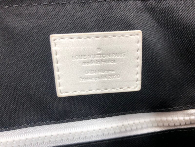 Louis Vuitton CHRISTOPHER MONOGRAM EMPREINTE WHITEJOJOKKREPLICAS | High Quality Replica Watches & Bags