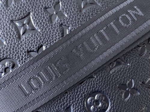 Louis Vuitton PETITE MALLE SOUPLE BLACKJOJOKKREPLICAS | High Quality Replica Watches & Bags