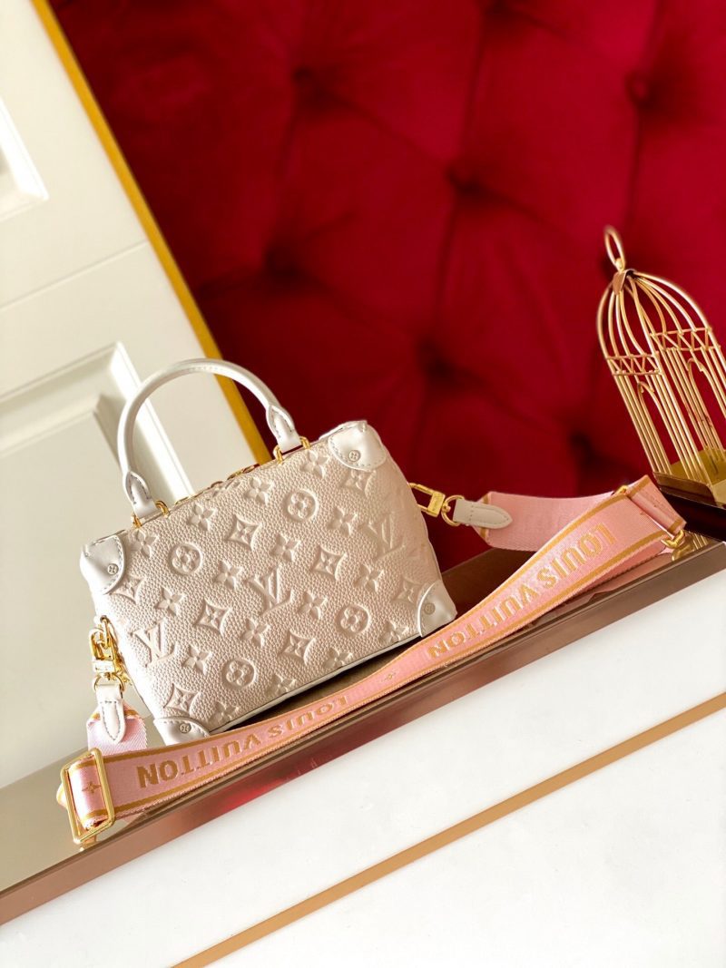 Louis Vuitton PETITE MALLE SOUPLE NEW CREMEJOJOKKREPLICAS | High Quality Replica Watches & Bags