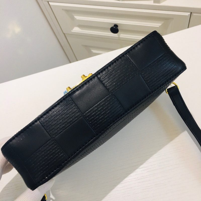 Louis Vuitton TROCA PM BLACKJOJOKKREPLICAS | High Quality Replica Watches & Bags