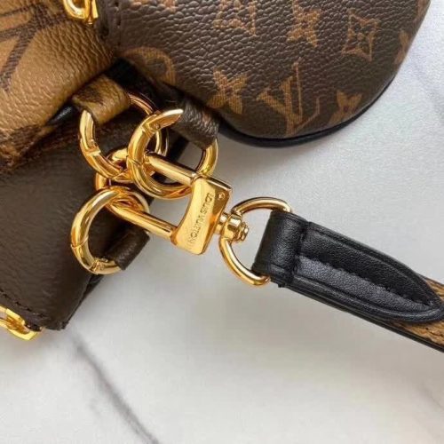 Louis Vuitton TRIO POUCHJOJOKKREPLICAS | High Quality Replica Watches & Bags