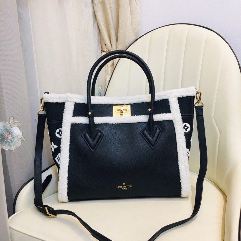 Louis Vuitton ON MY SIDE MM BLACKJOJOKKREPLICAS | High Quality Replica Watches & Bags