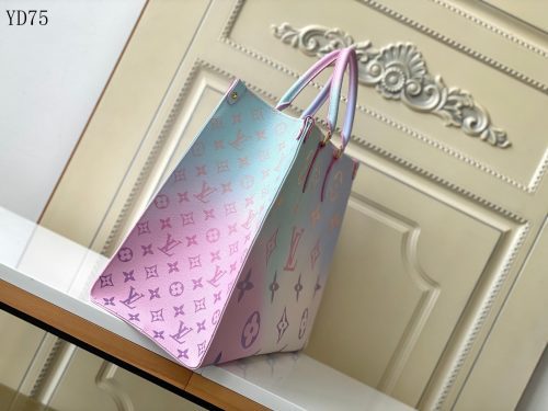 Louis Vuitton ONTHEGO GM SUNRISE PASTELJOJOKKREPLICAS | High Quality Replica Watches & Bags