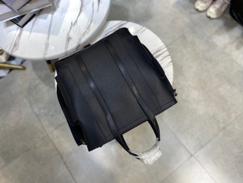 Louis Vuitton CHRISTOPHER TOTEJOJOKKREPLICAS | High Quality Replica Watches & Bags