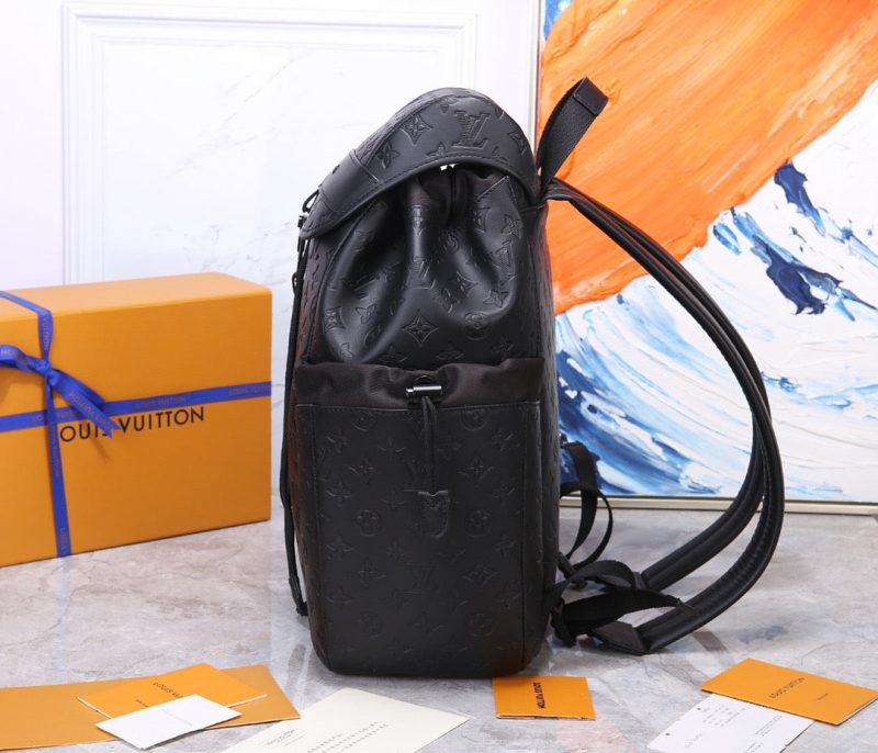 Louis Vuitton DISCOVERY BACKPACKJOJOKKREPLICAS | High Quality Replica Watches & Bags