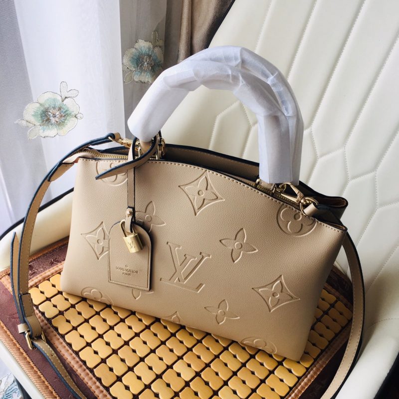 Louis Vuitton GRAND PALAIS TURTLEDOVEJOJOKKREPLICAS | High Quality Replica Watches & Bags